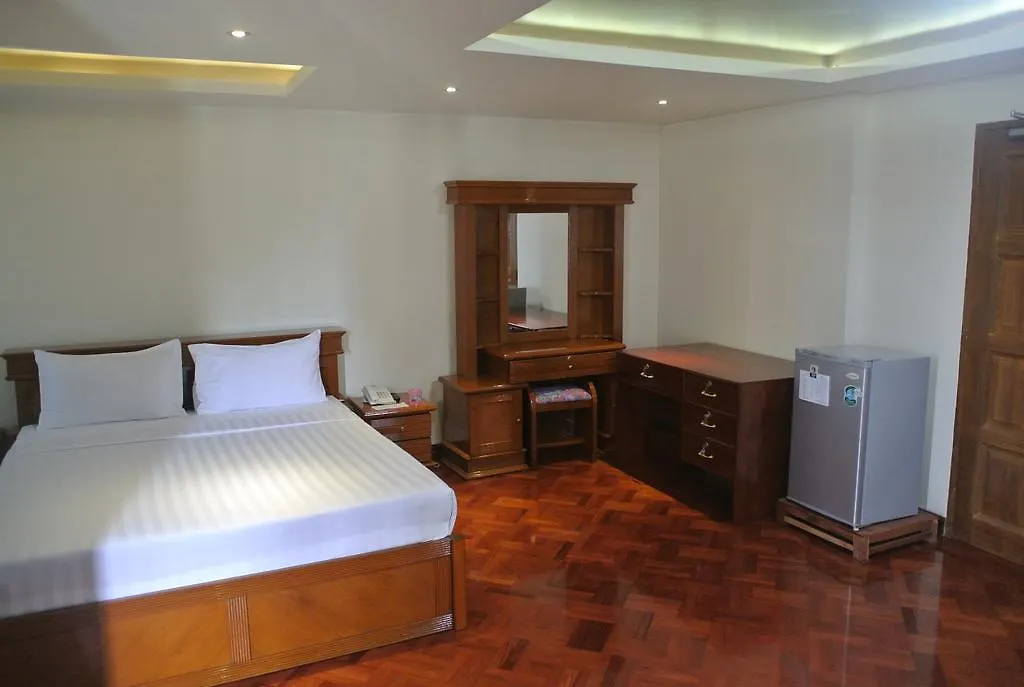 Kk Motel Rangún